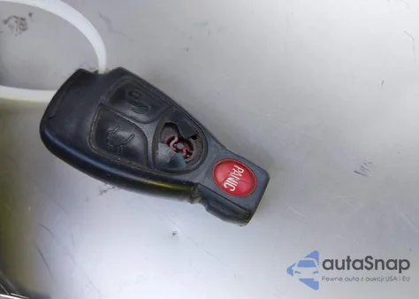 2005 Mercedes-Benz Clk 320 from USA, damaged, VIN WDBTK65G15T046909